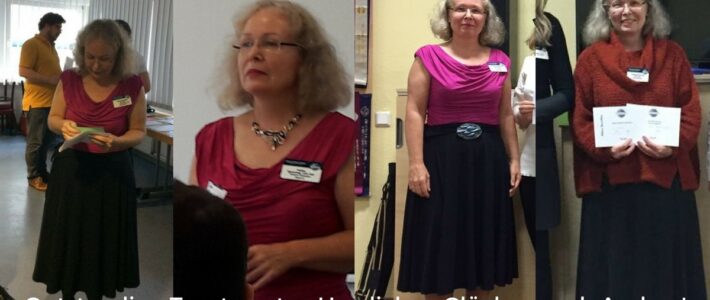 Outstanding Toastmaster: Herzlichen Glückwunsch Andrea! Bildcollage mit vier Fotos von Andrea bei Toastmasters-Auftritten mit dem Titel „Outstanding Toastmaster: Herzlichen Glückwunsch Andrea!“.